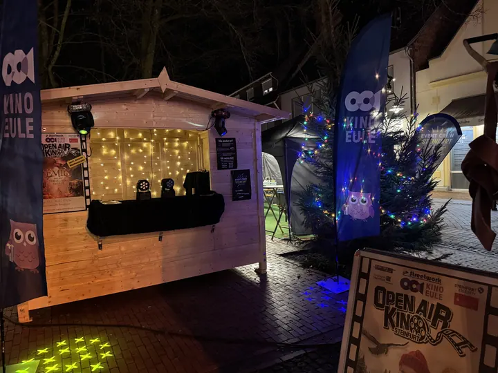 Unser Stand mit Hütte